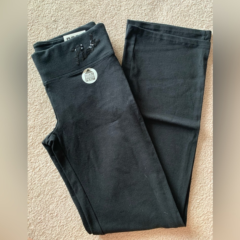 NWT Victoria’s Secret Bootcut yoga pants